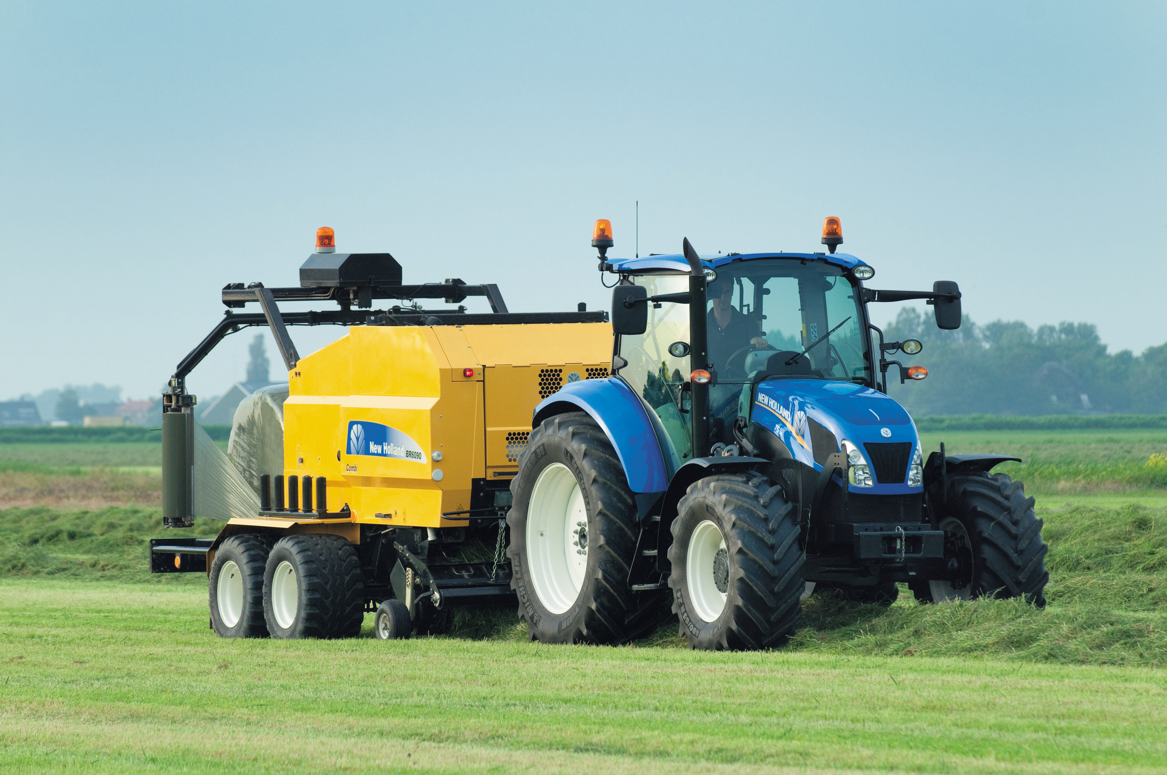 Italie : CNH perd du terrain, mais conserve le leadership