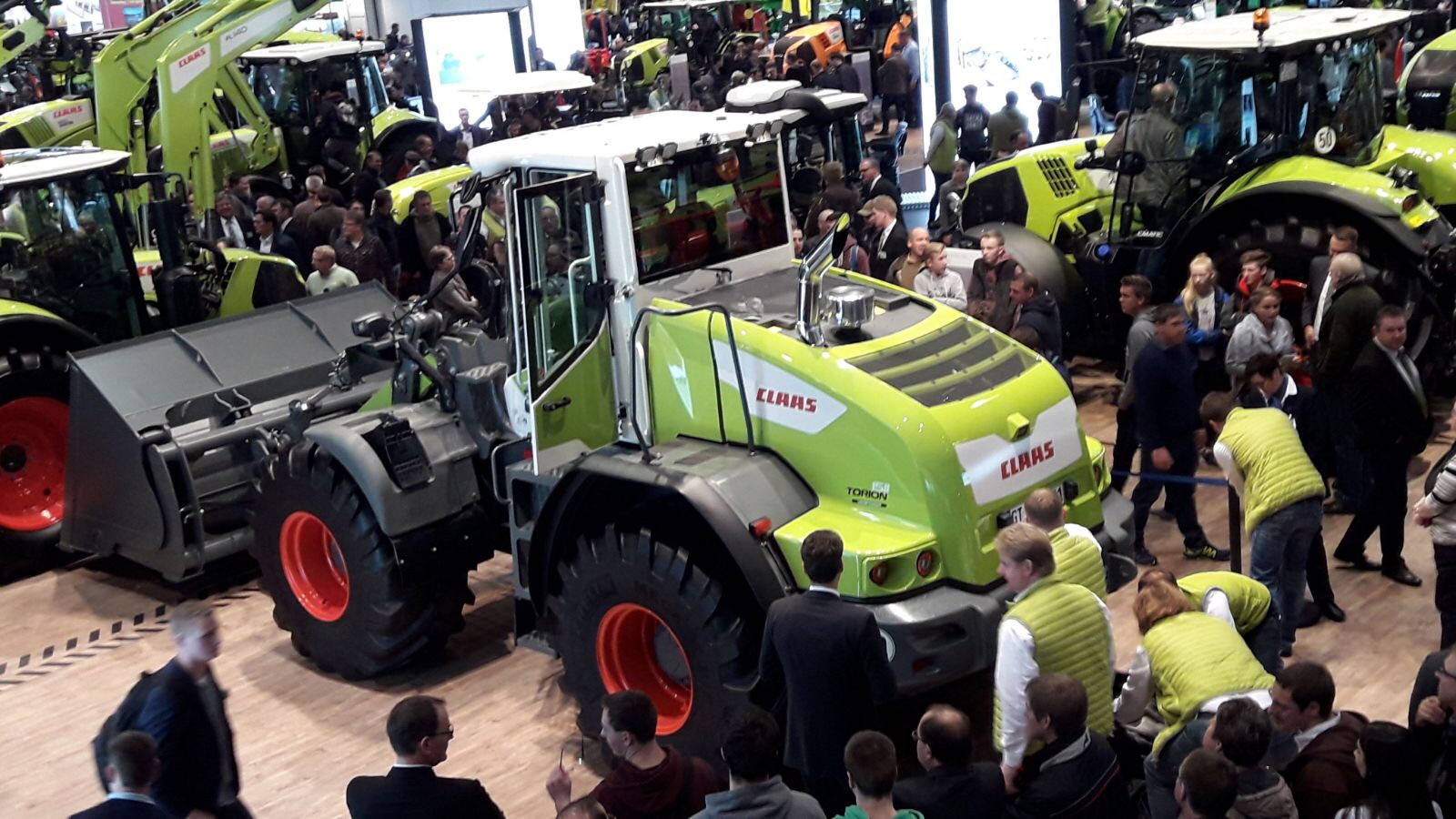 Claas dévoile la Torion, fruit de son partenariat avec Liebherr !