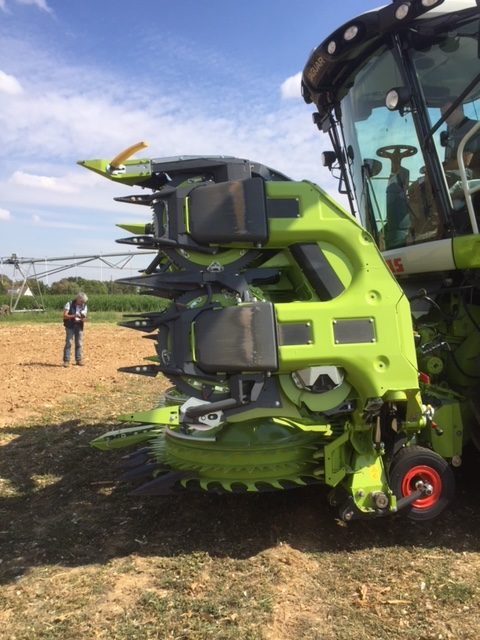 Claas lance deux nouveaux becs cueilleurs